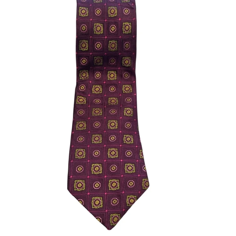 Ted Baker London Geometric 100% Silk Tie‎ Made In USA Preppy 3.5